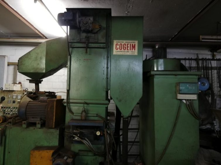 COGEIM Troughed belt sandblasting machine TG 1 incl. cartridge filter FC 3 Blast wheel system for sale