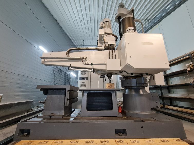 ELHA R 60 radial drilling machine for sale