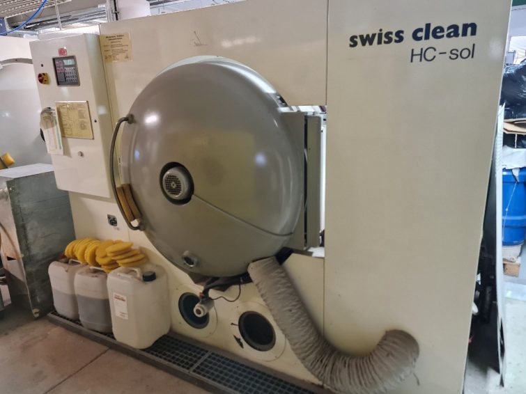 Swiss Clean 3252 / 3350 3x leather cleaning machines for clothes for sale