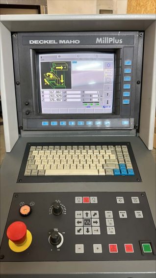 MAHO DMU 60 E 3-axis-CNC-machining center for sale