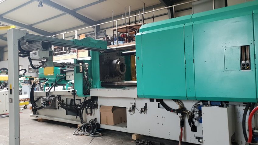 ARBURG 720S – 3200 – 1300 Multilift H injection molding machine for sale