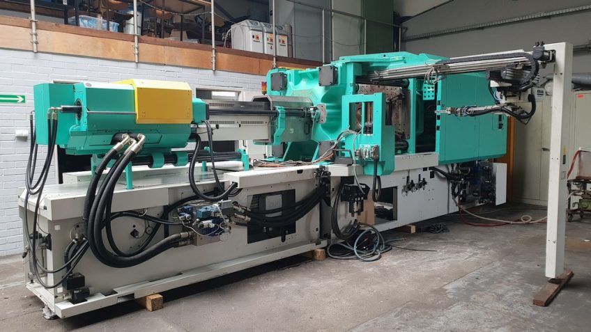 ARBURG 720S – 3200 – 1300 Multilift H injection molding machine for sale