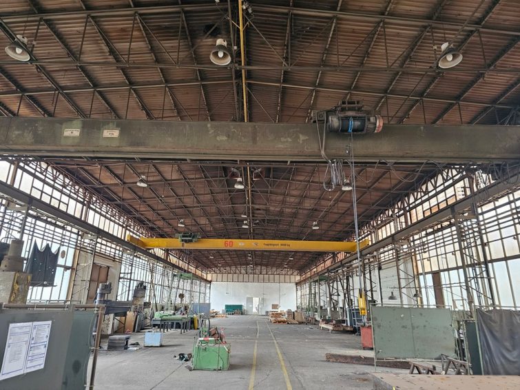 8x construction machinery overhead traveling cranes for sale