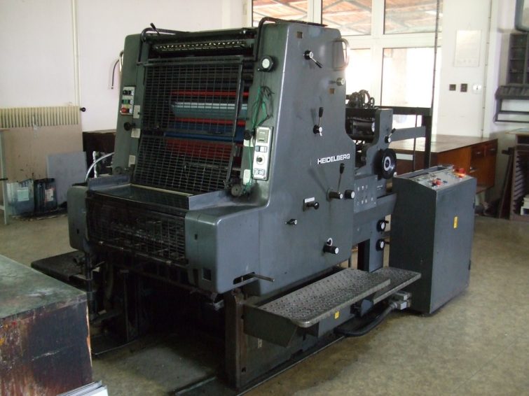 Heidelberg MO offset printing press for sale